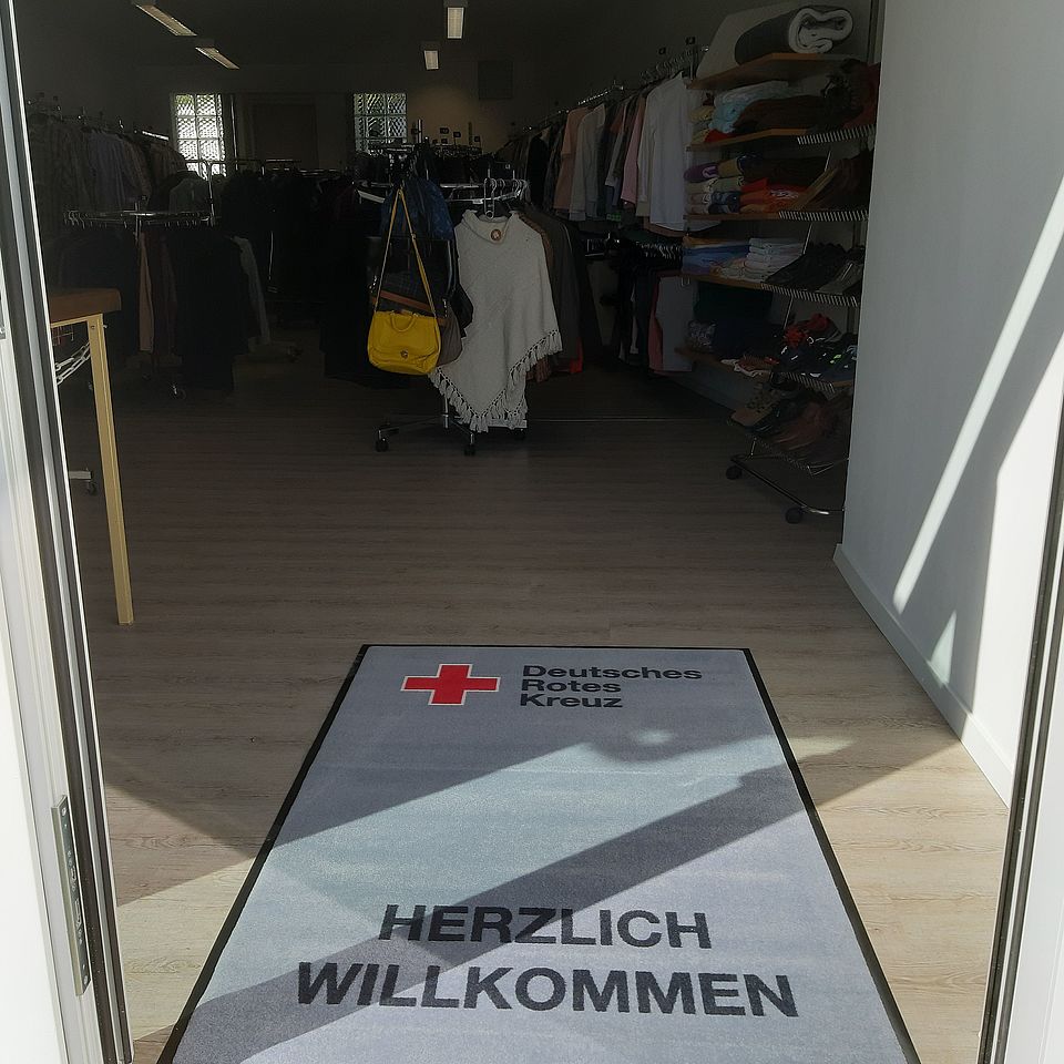 Kleiderladen -Eingangsbereich-